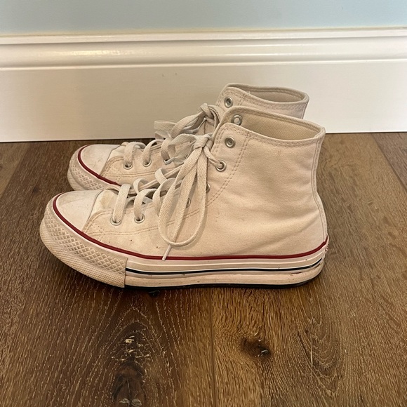 Girls Converse Big Kid Chuck Taylor All Star Hi Lift High Top Sneakers - Picture 3 of 4